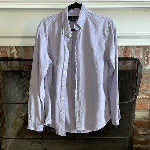 Ralph Lauren Lavender custom fit button down long sleeve oxford. Size Medium.
